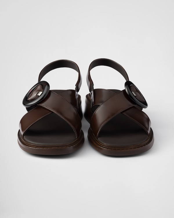 亮面皮革凉鞋带搭扣 亮面皮革凉鞋带搭扣