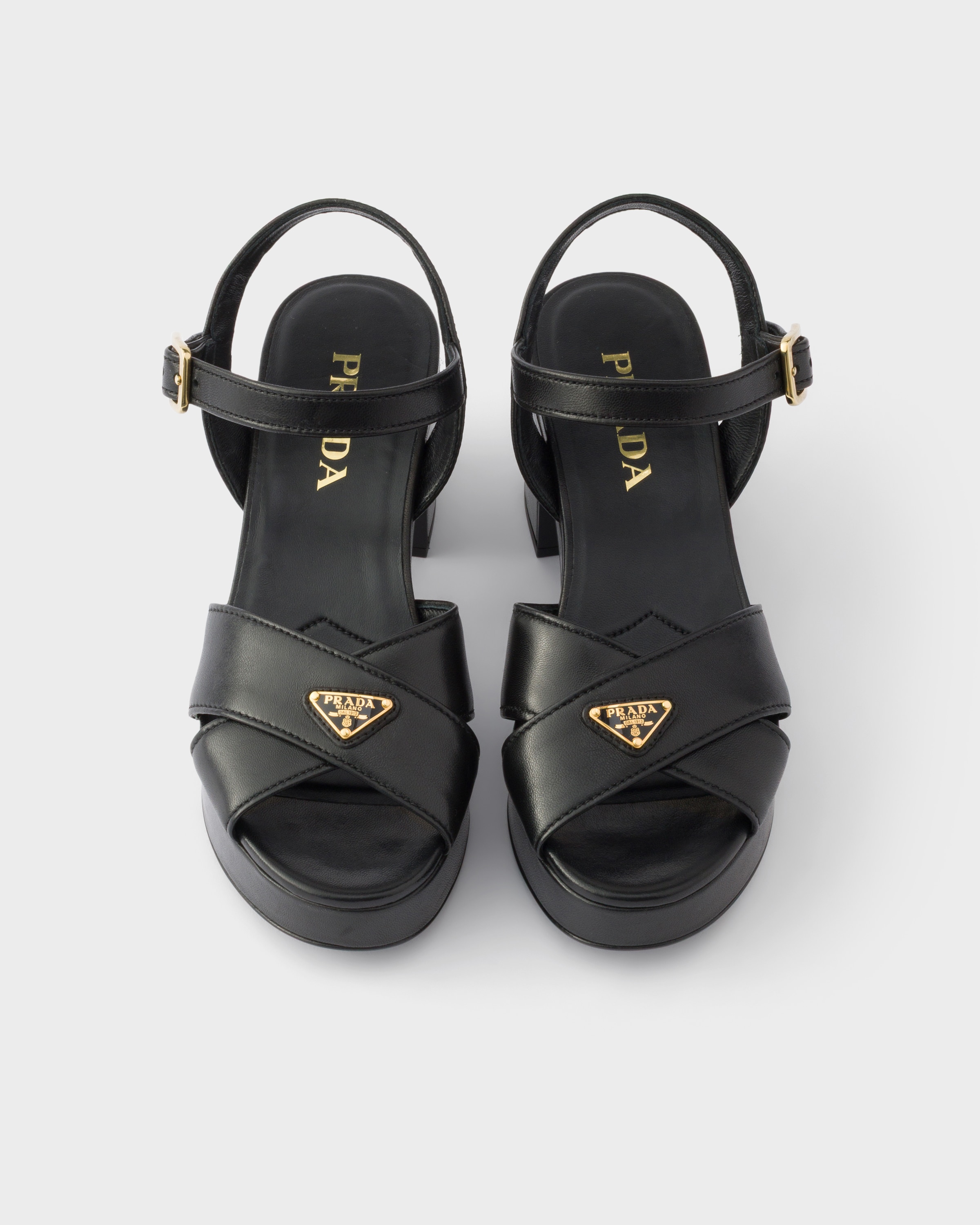ブラック ナッパレザー プラットフォームサンダル | PRADA - 日本