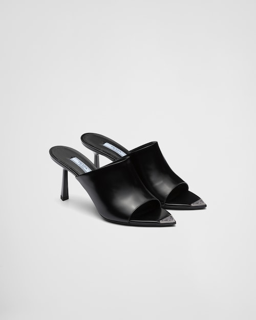 ブラック ブラッシュドレザー ハイヒールスライドサンダル | Prada