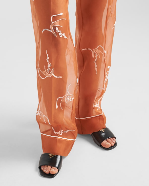 صندل مفتوح من الخلف من جلد "سافيانو" اللمّاع صندل مفتوح من الخلف من جلد "سافيانو" اللمّاع