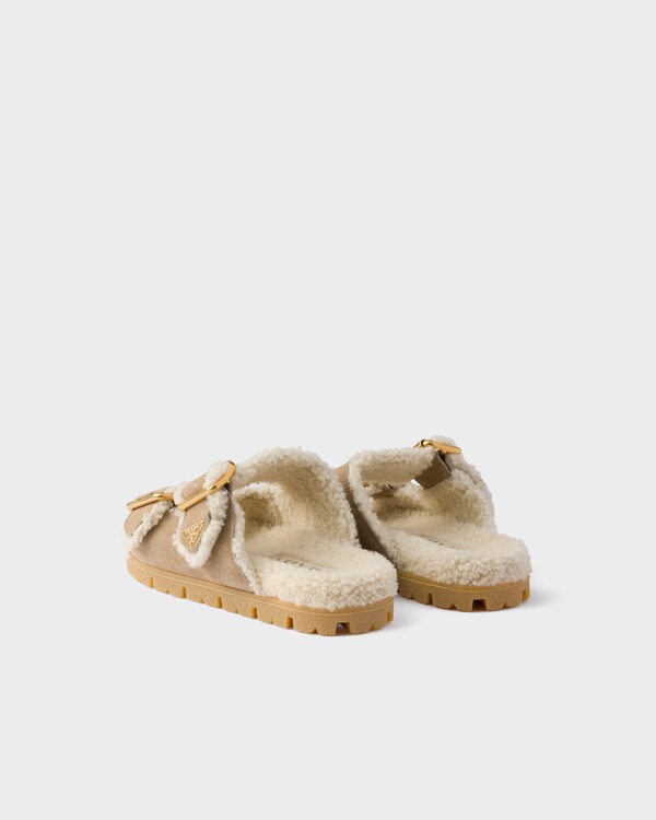 Suede and shearling slides - Desert Beige Suede and shearling slides - Desert Beige