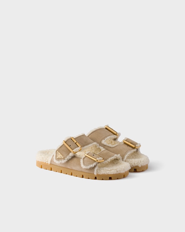 Suede and shearling slides - Desert Beige Suede and shearling slides - Desert Beige