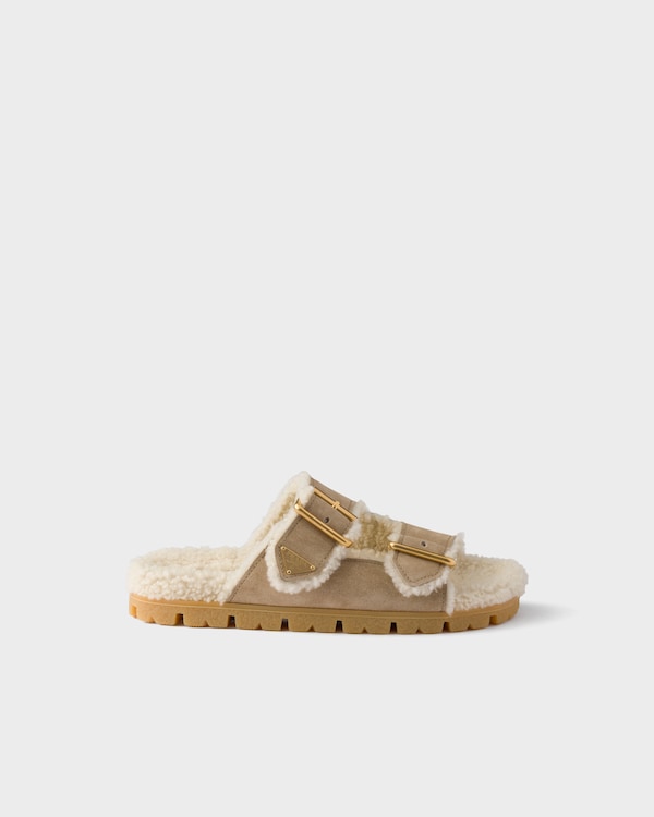 Suede and shearling slides - Desert Beige Suede and shearling slides - Desert Beige