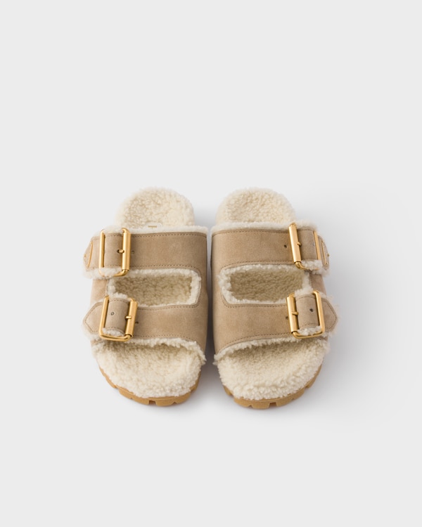 Suede and shearling slides - Desert Beige Suede and shearling slides - Desert Beige