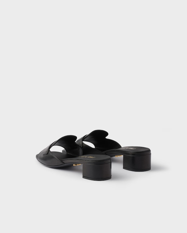 Mules aus Leder Mules aus Leder