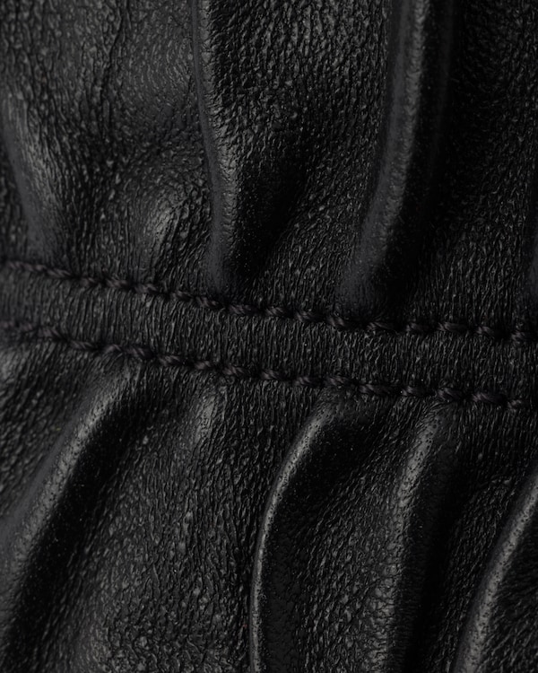 صندل مفتوح من جلد نابا ماتلاسي - أسود صندل مفتوح من جلد نابا ماتلاسي - أسود