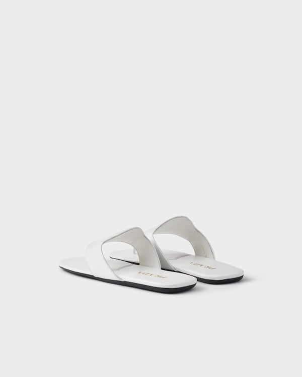 Brushed leather thong sandals Brushed leather thong sandals