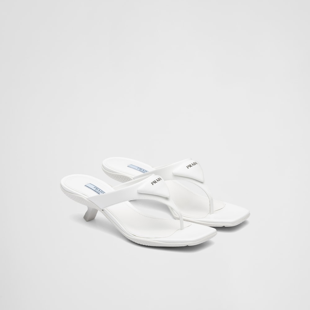 Sandali Infradito Con Tacco In Pelle Spazzolata Bianco Prada sandali-infradito-con-tacco-in-pelle-spazzolata-bianco-prada