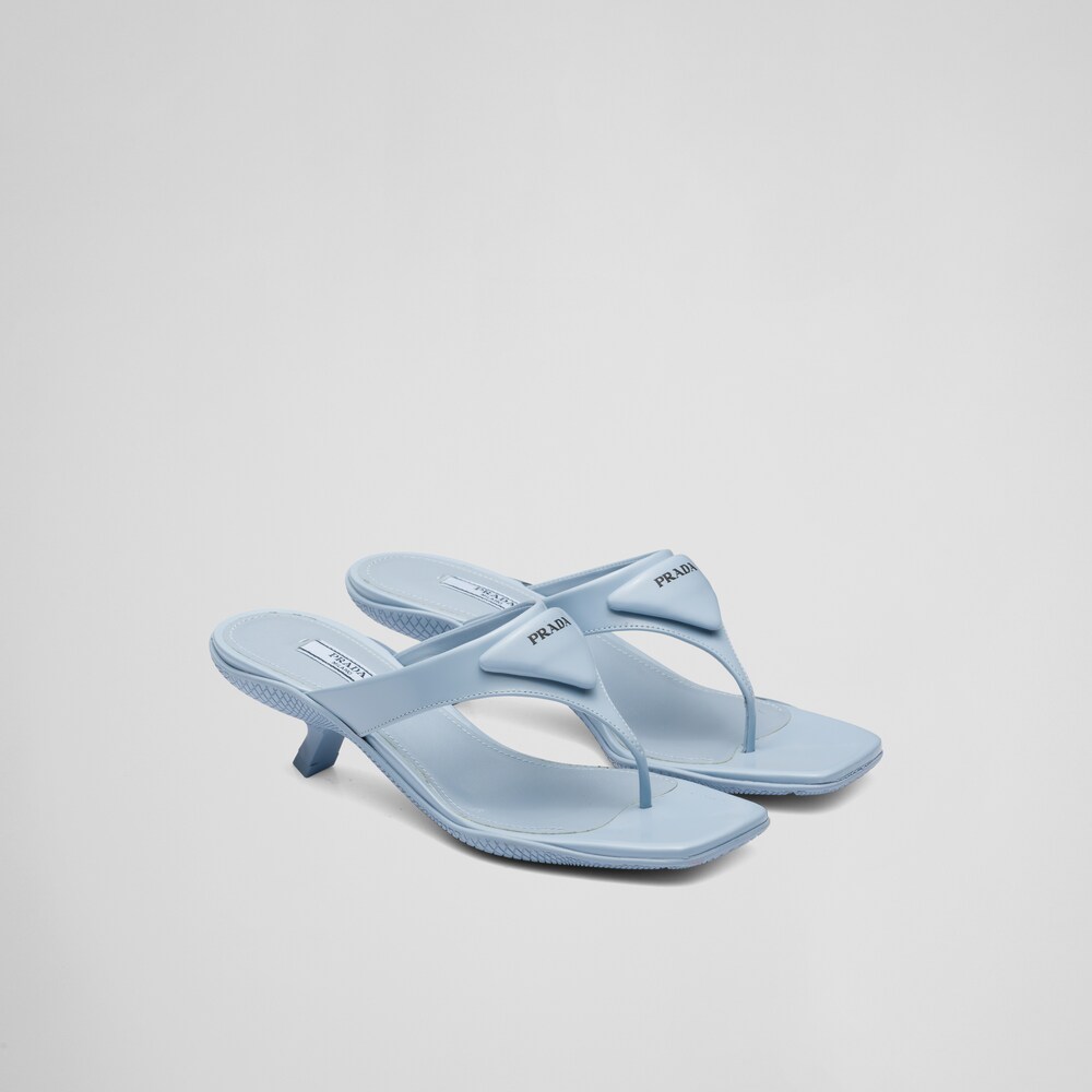 業界No.1 新品未使用 プラダ フロントロゴ トングサンダル ストラップ
