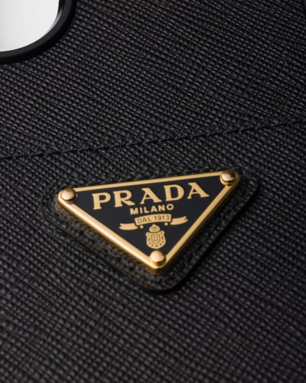 Saffiano leather case for iPhone 17 - Black Saffiano leather case for iPhone 17 - Black