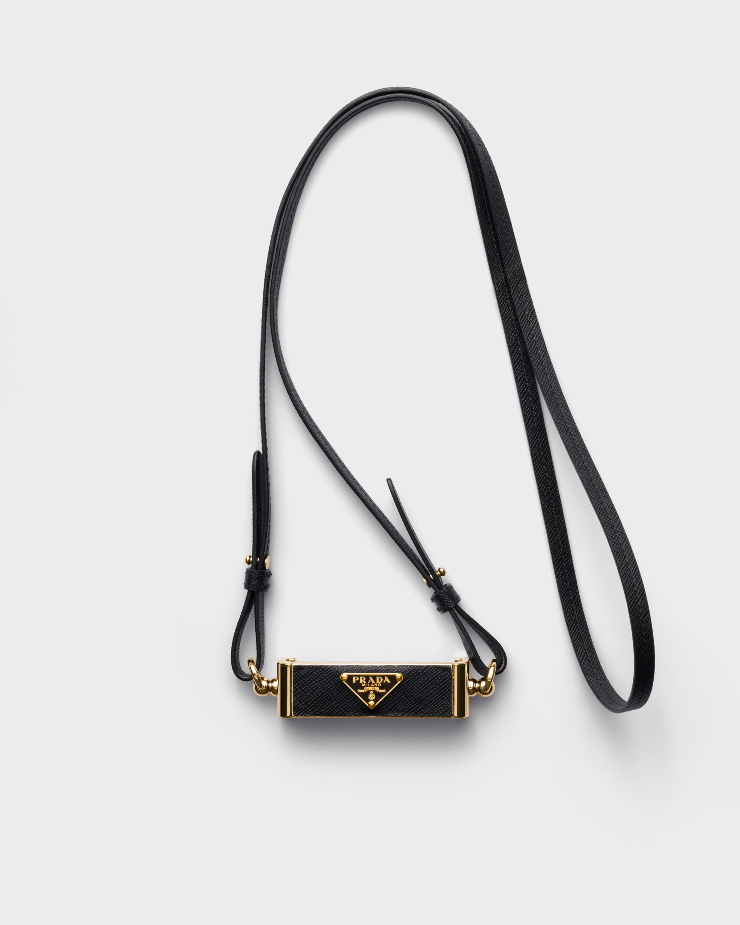 ブラック メタル サフィアーノレザー スマートフォンケース | PRADA
