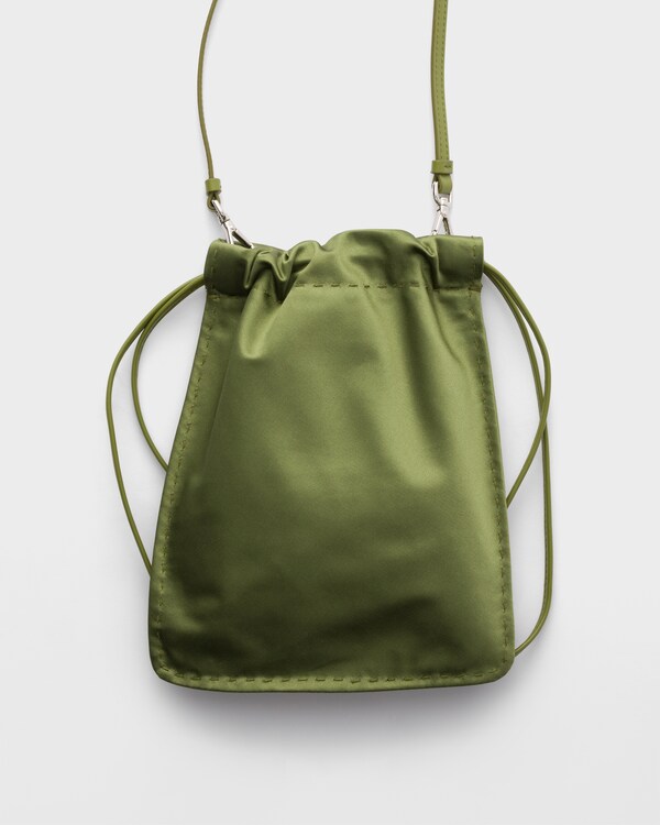 Satin smartphone pouch - Ivy Green Satin smartphone pouch - Ivy Green