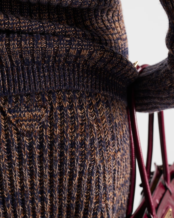 Wool and cashmere knit skirt Wool and cashmere knit skirt