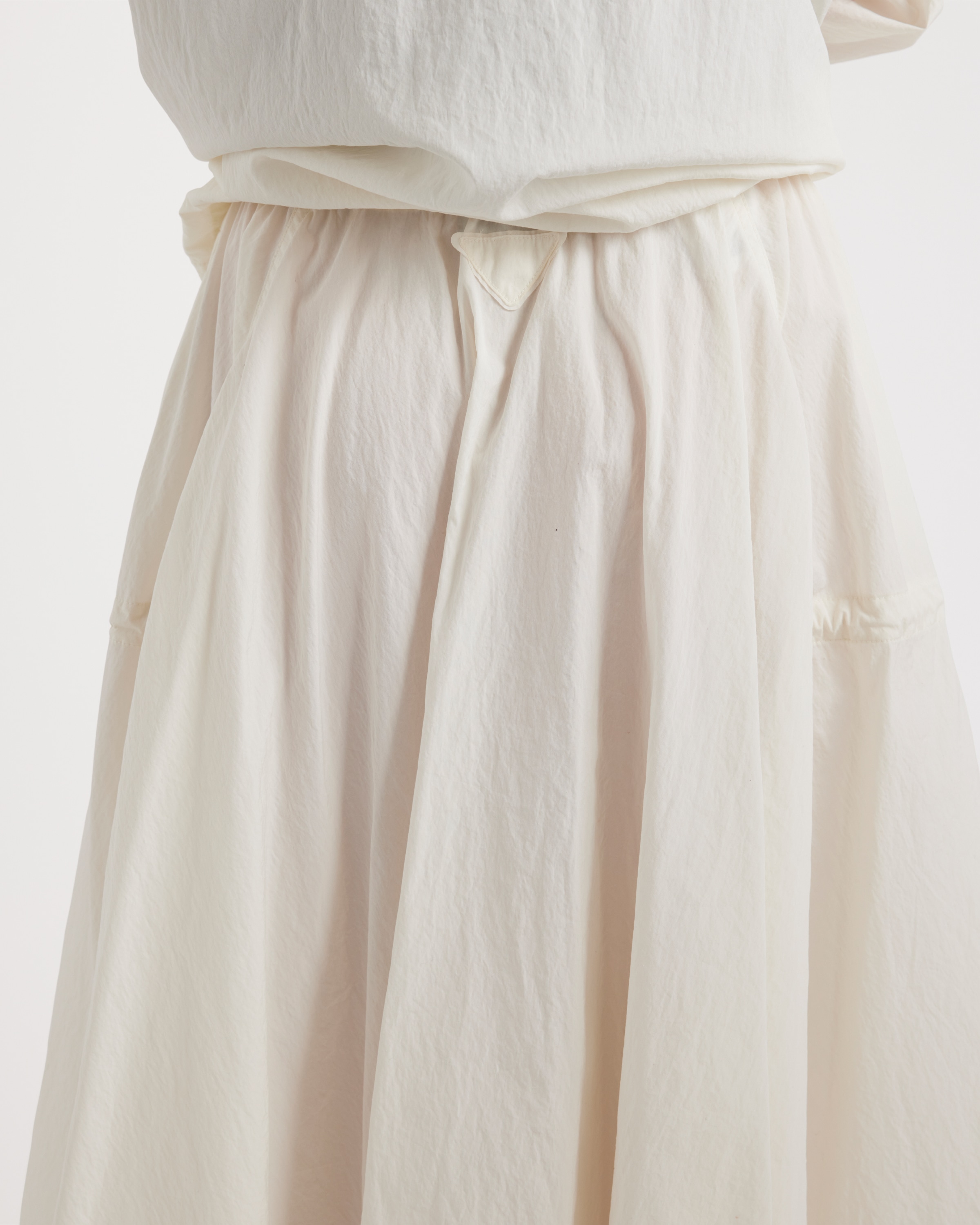 Prada テクニカルポンジー スカート Technical skirt 関税込 Ivory Technical Pongé Skirt | PRADA