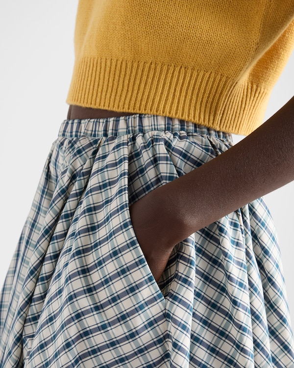 풀 체크드 샴브레이 스커트 - 아이보리/블루 풀 체크드 샴브레이 스커트 - 아이보리/블루