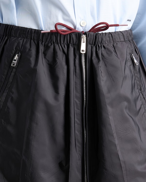 Minifalda de Re-Nylon ligero - Negro Minifalda de Re-Nylon ligero - Negro