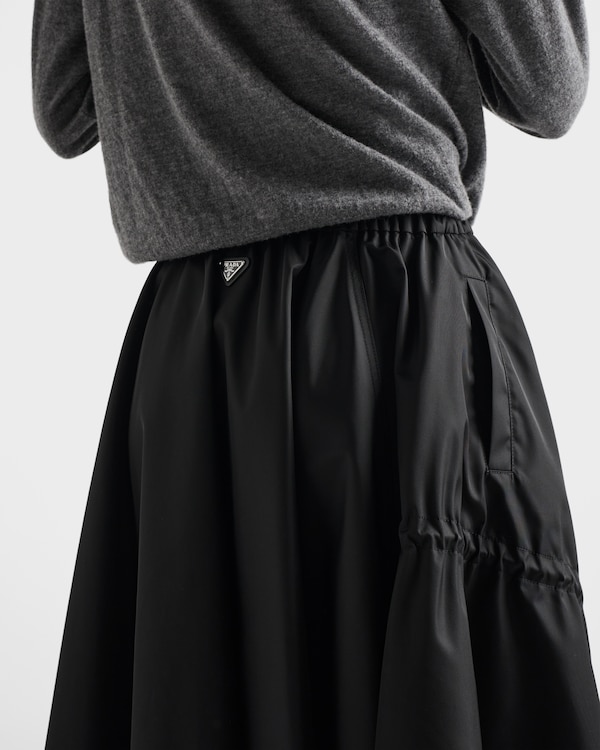 Jupe corolle en Re-Nylon Jupe corolle en Re-Nylon