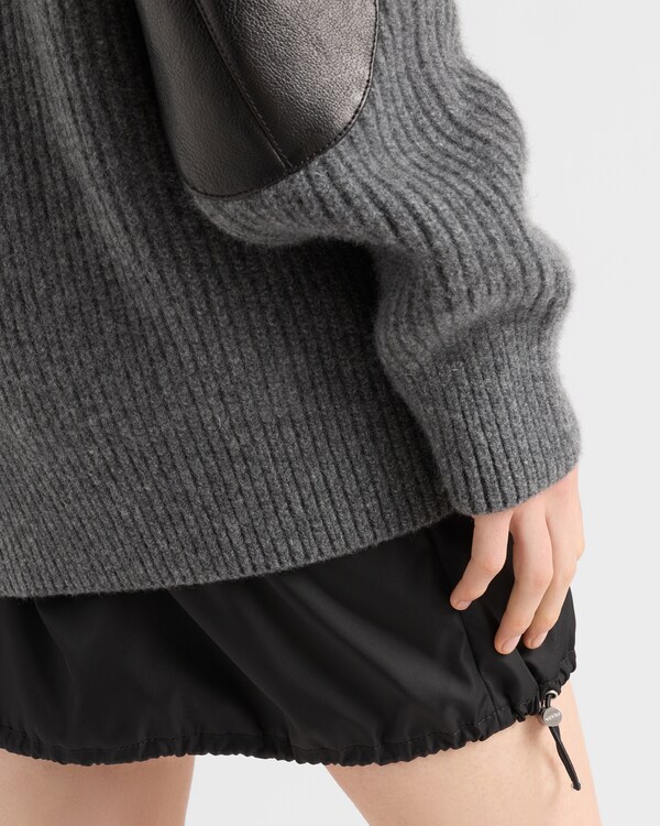 리나일론 미니스커트 - 블랙 리나일론 미니스커트 - 블랙