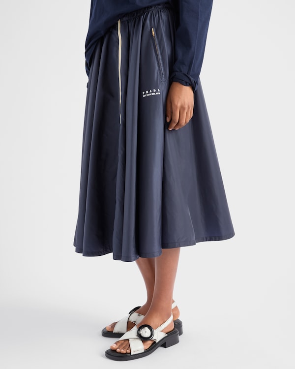 Jupe en Re-Nylon léger Jupe en Re-Nylon léger