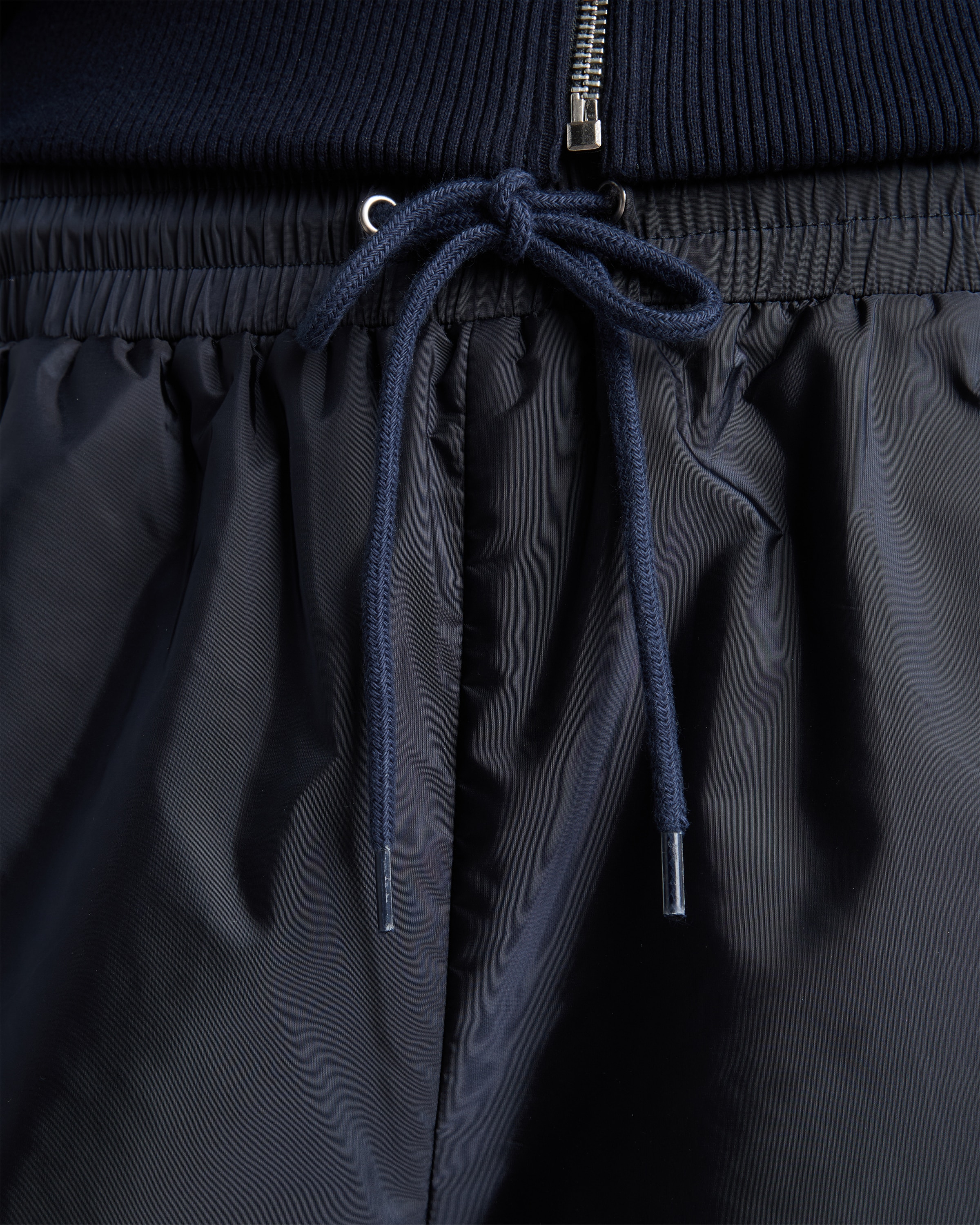 Shop Prada Hose Aus Leichtem Re-nylon In Navy