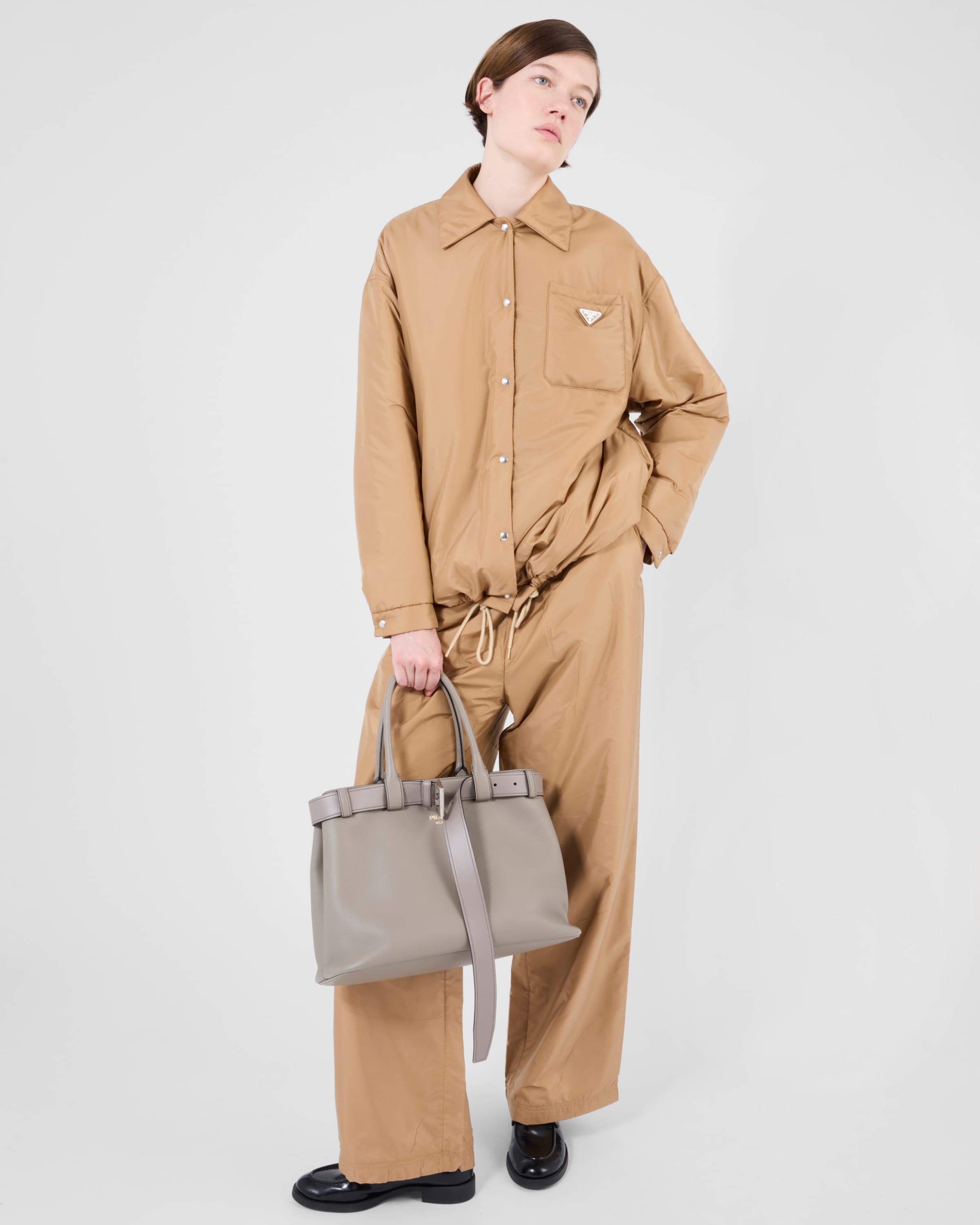 【激安通販 オンラインショップ】日用品 ベージュ PRADA | パンツ ライトウェイトRe-Nylon スカート