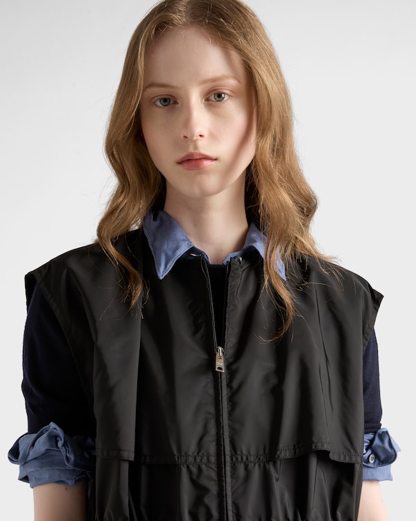 Minikleid aus Re-Nylon - Schwarz Minikleid aus Re-Nylon - Schwarz