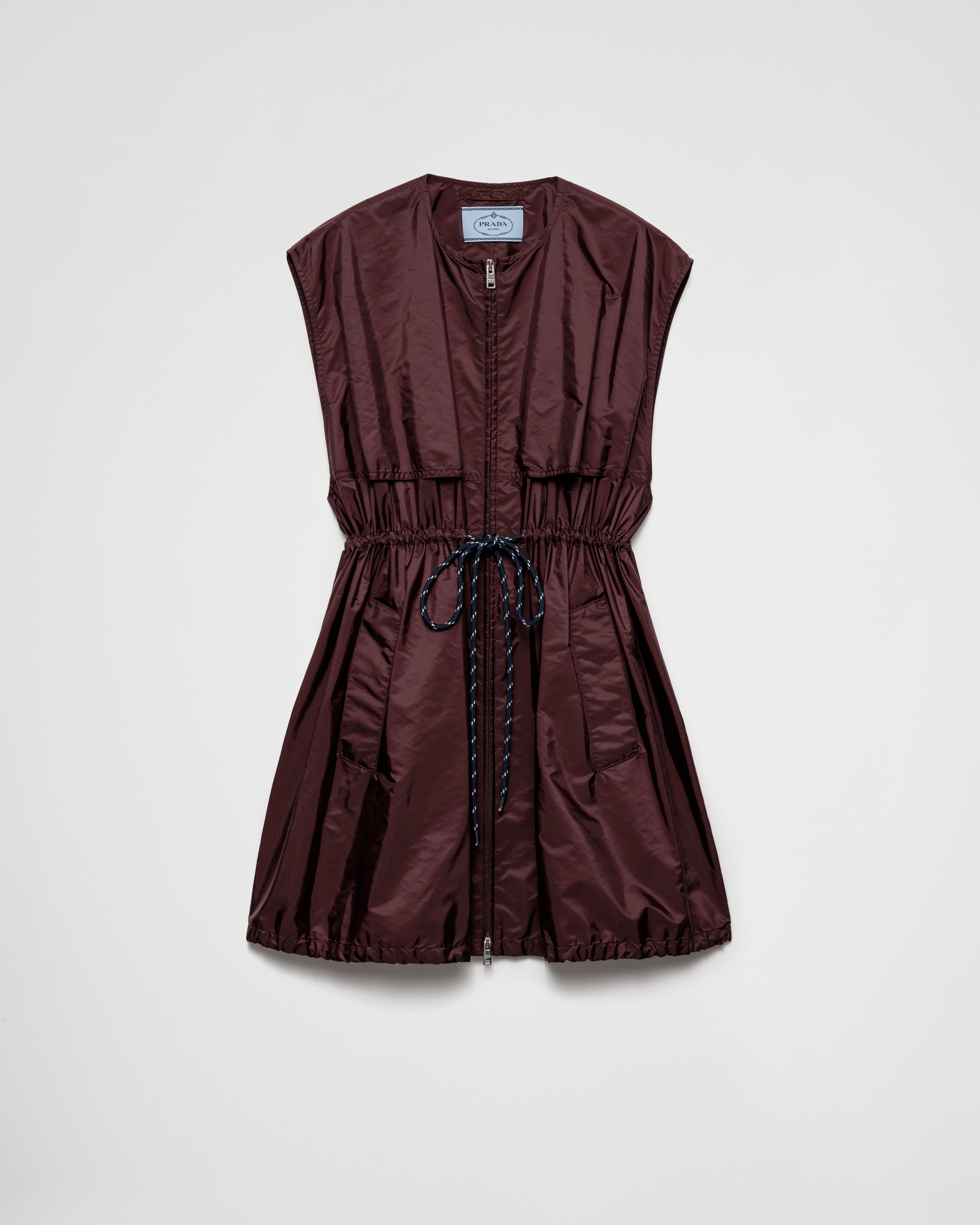 Prada Minikleid Aus Re-nylon In Granat