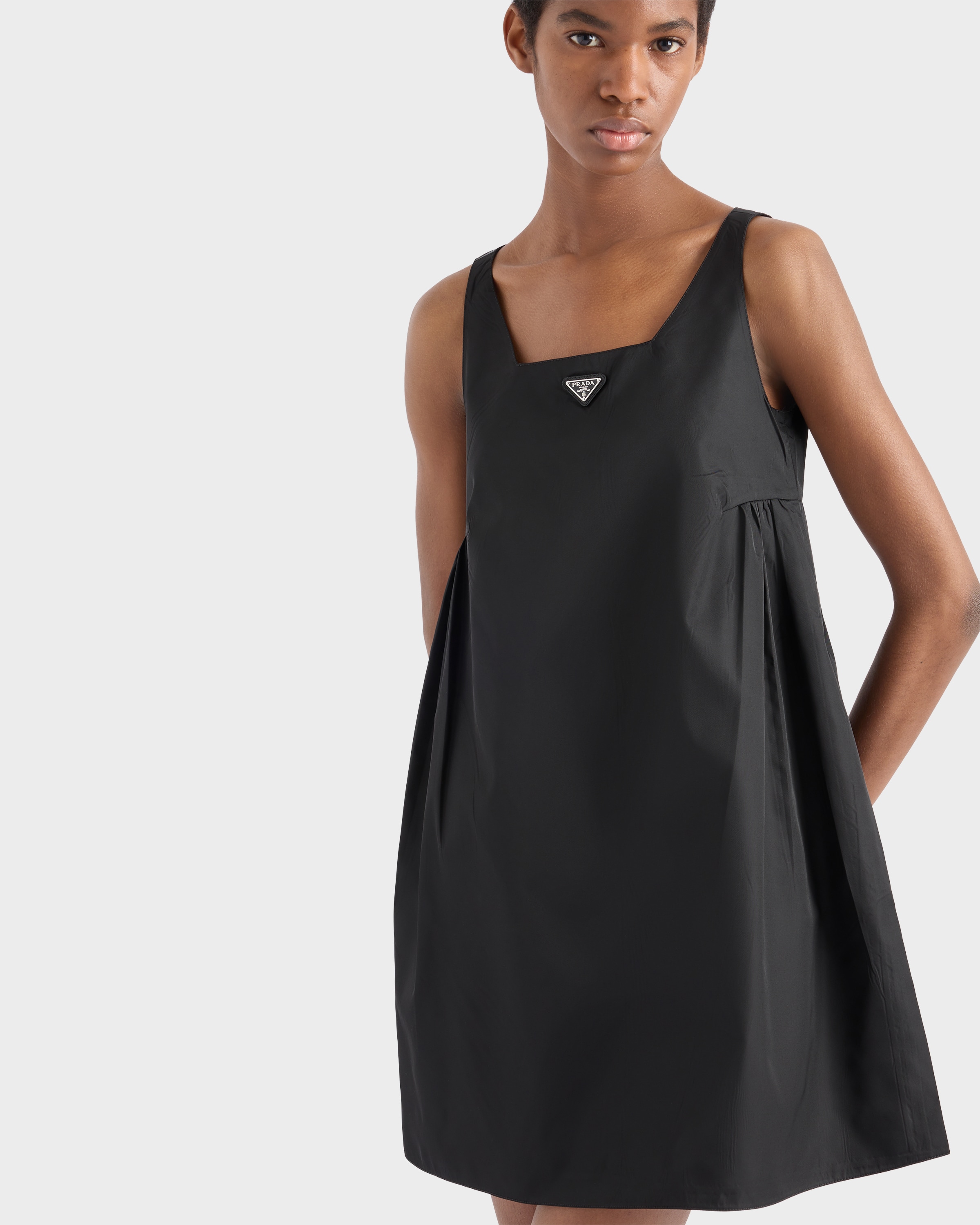 PRADA スリフレスミニトレス 230732SOOO1WQ8 F0002 Black Re-nylon Mini-dress | PRADA