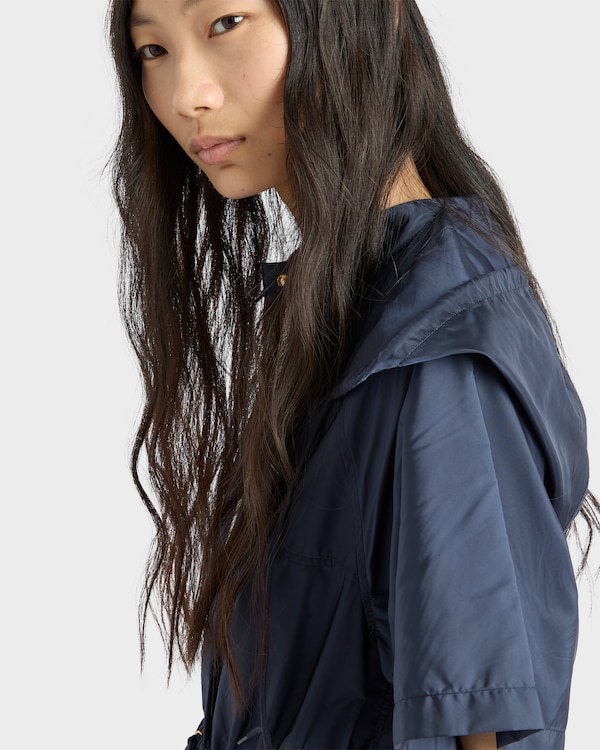 Vestido midi de Re-Nylon ligero Vestido midi de Re-Nylon ligero