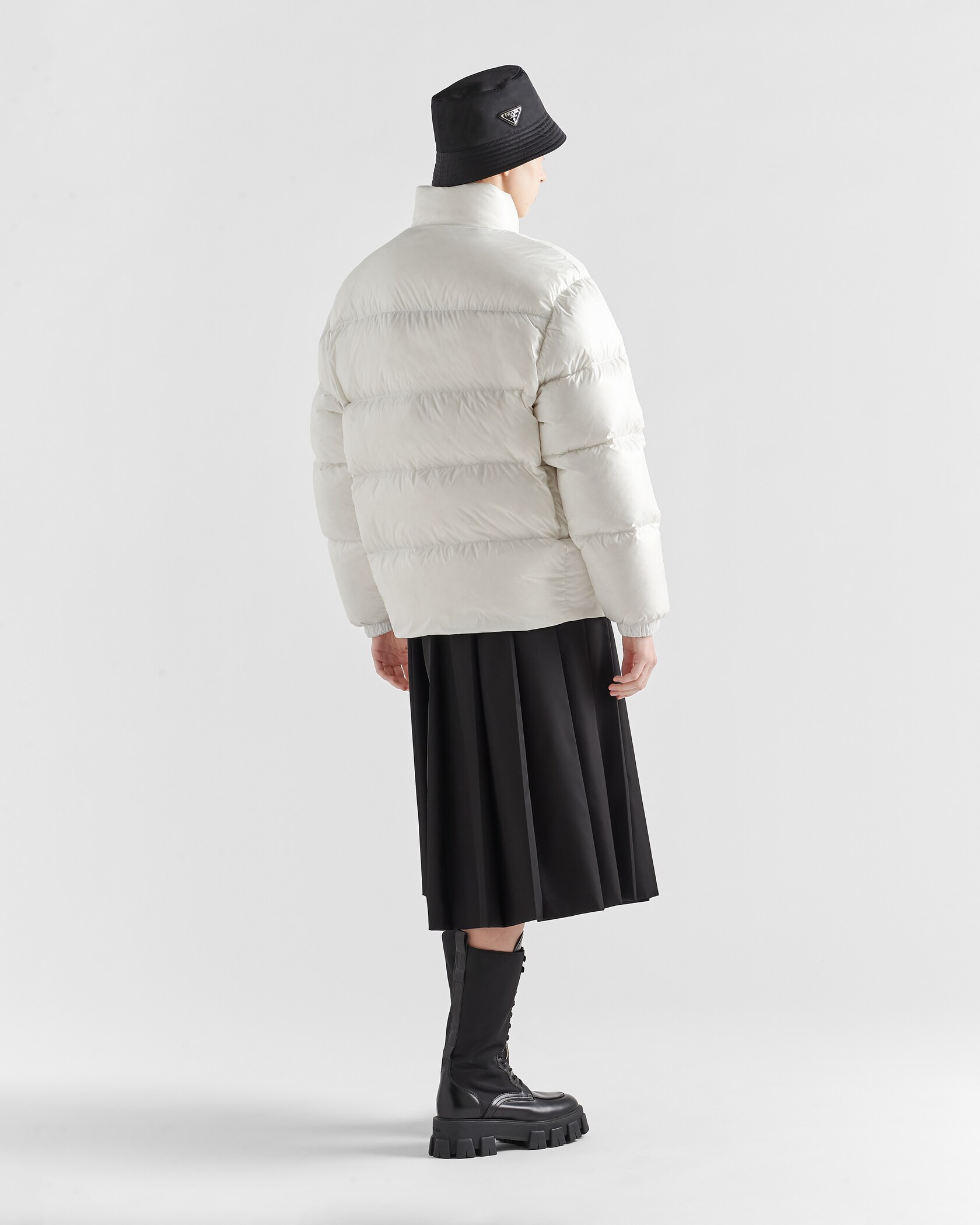 PRA CONVERTABLE DOWN JACKET IN WHITE RE-NYLON main image 1