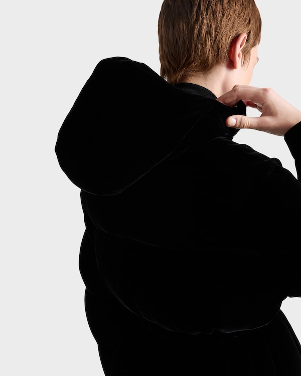 벨벳 다운 재킷 - 블랙 벨벳 다운 재킷 - 블랙