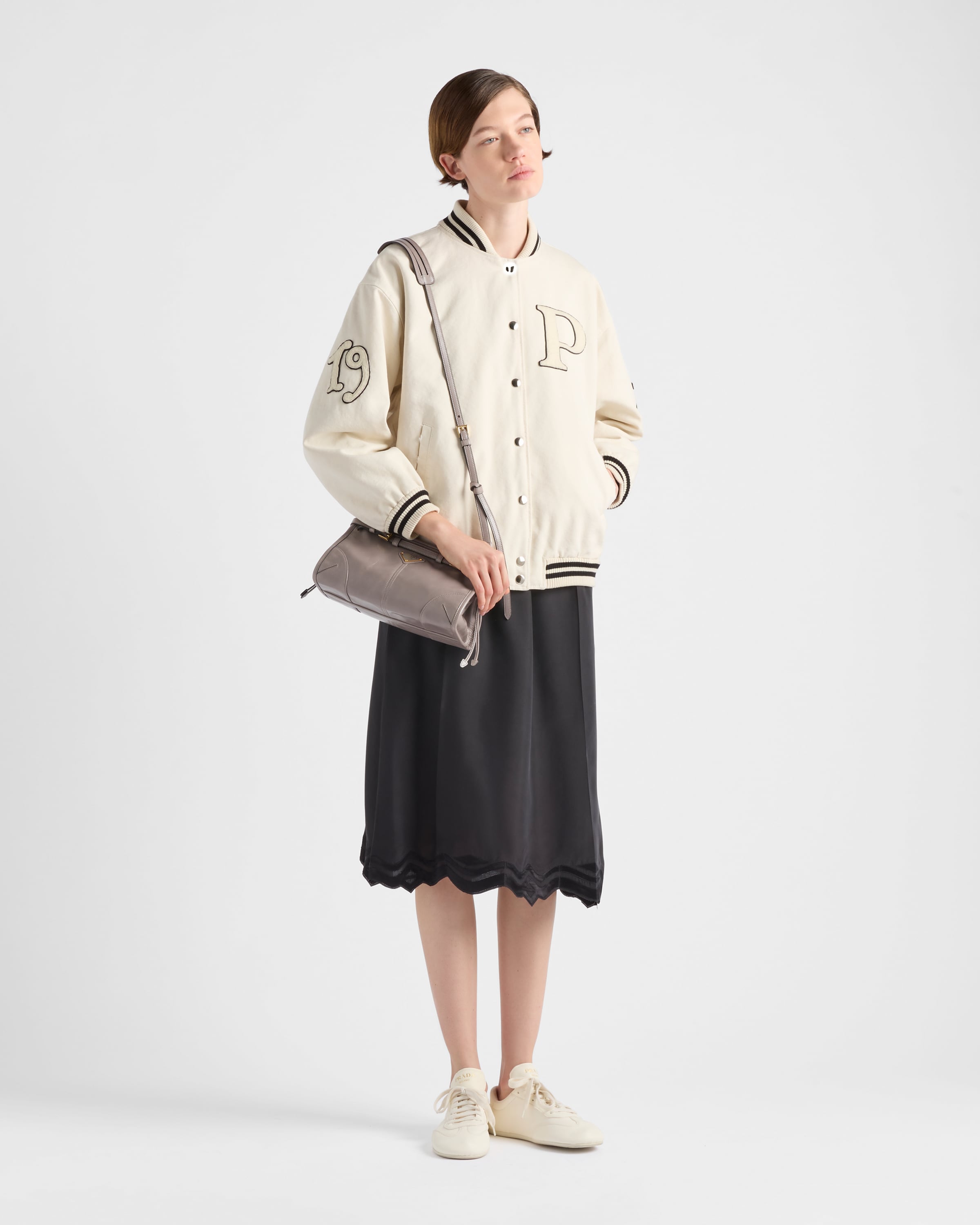 PRADA BOMBERJACKE AUS CANVAS MIT AUFNÄHERN