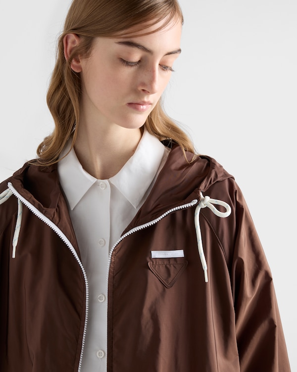 Lightweight Re-Nylon raincoat - Cocoa Brown Lightweight Re-Nylon raincoat - Cocoa Brown