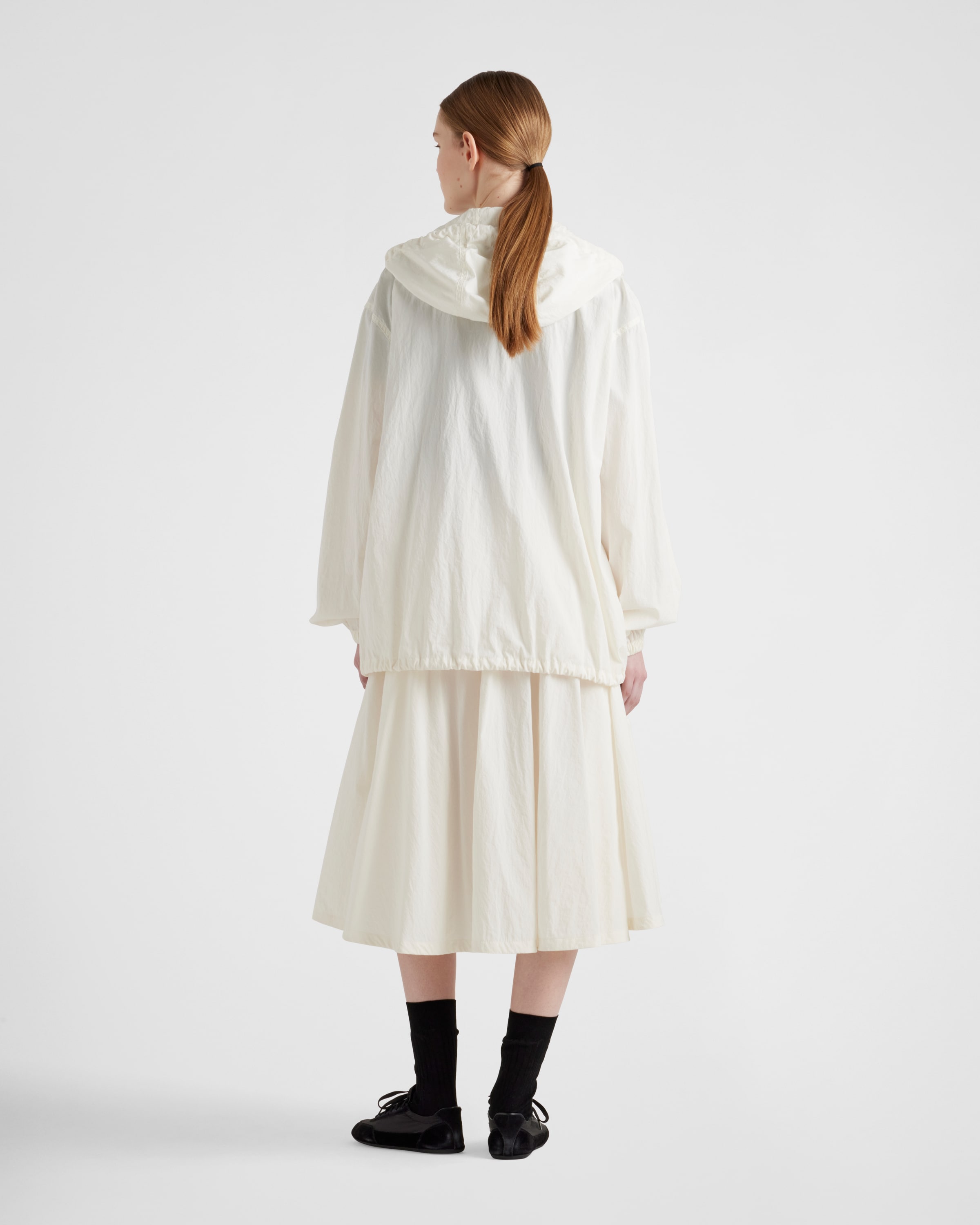 レザージャケット・コート Prada Ivory Sleeveless Fur Coat $2,890 Prada Real Fur Lined 