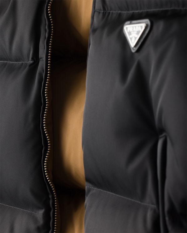 Veste courte en duvet Re-Nylon Veste courte en duvet Re-Nylon