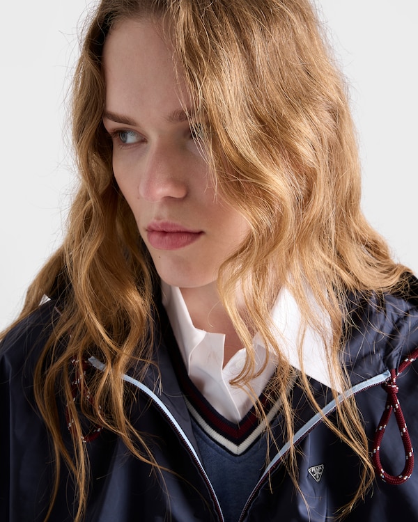 ライトウェイトRe-Nylonフード付レインコート - ブルー ライトウェイトRe-Nylonフード付レインコート - ブルー