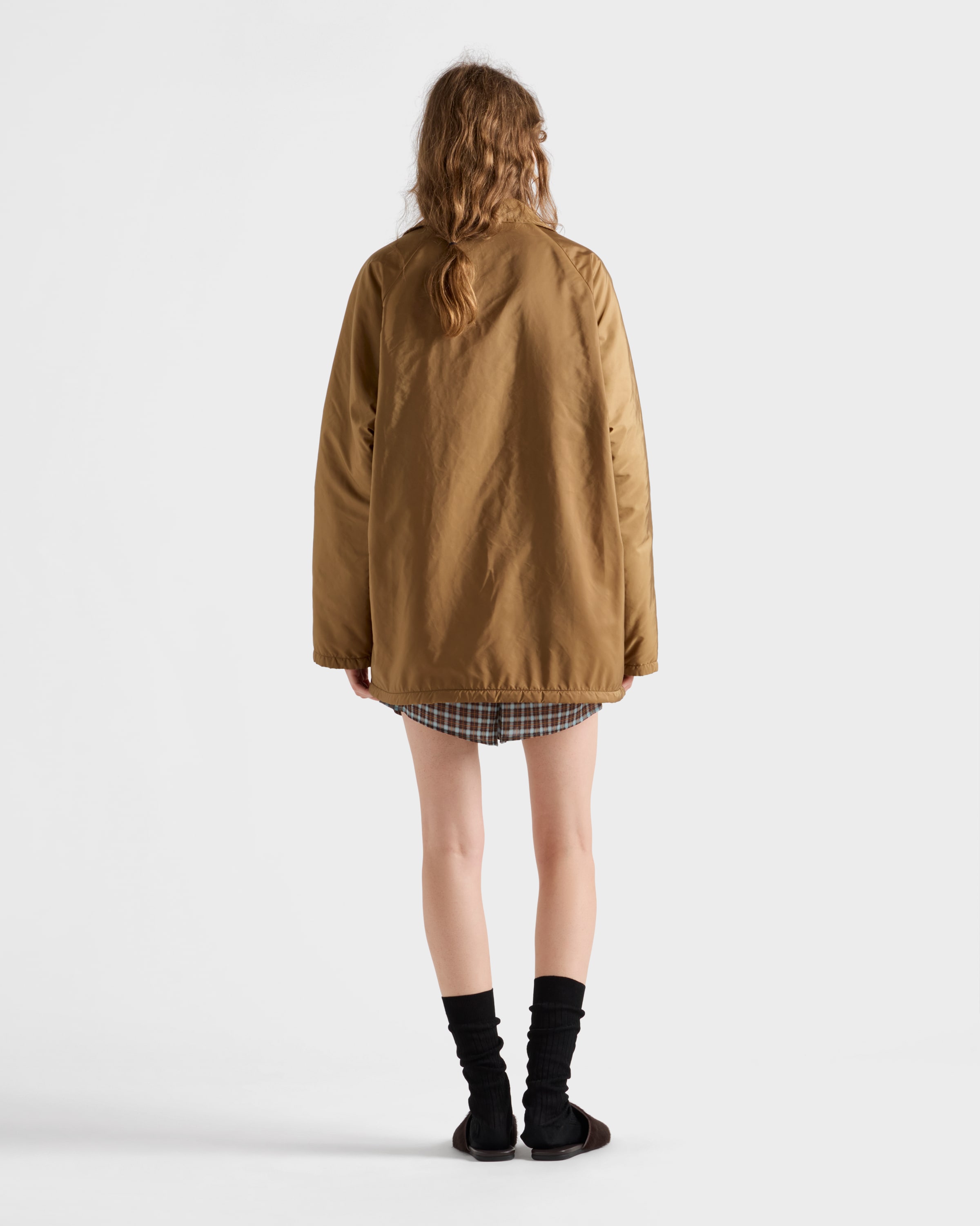 【25AW】新作 ライトウェイト Re-Nylon ブルゾンジャケット ◆ ネイビー ライトウェイト Re-Nylon ブルゾンジャケット | PRADA