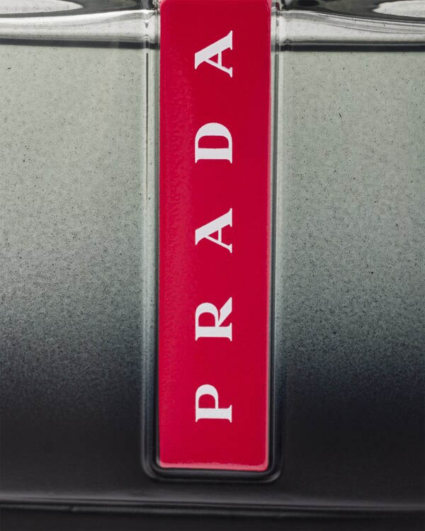 Luna Rossa Carbon EDP 100 ml - Neutre Luna Rossa Carbon EDP 100 ml - Neutre