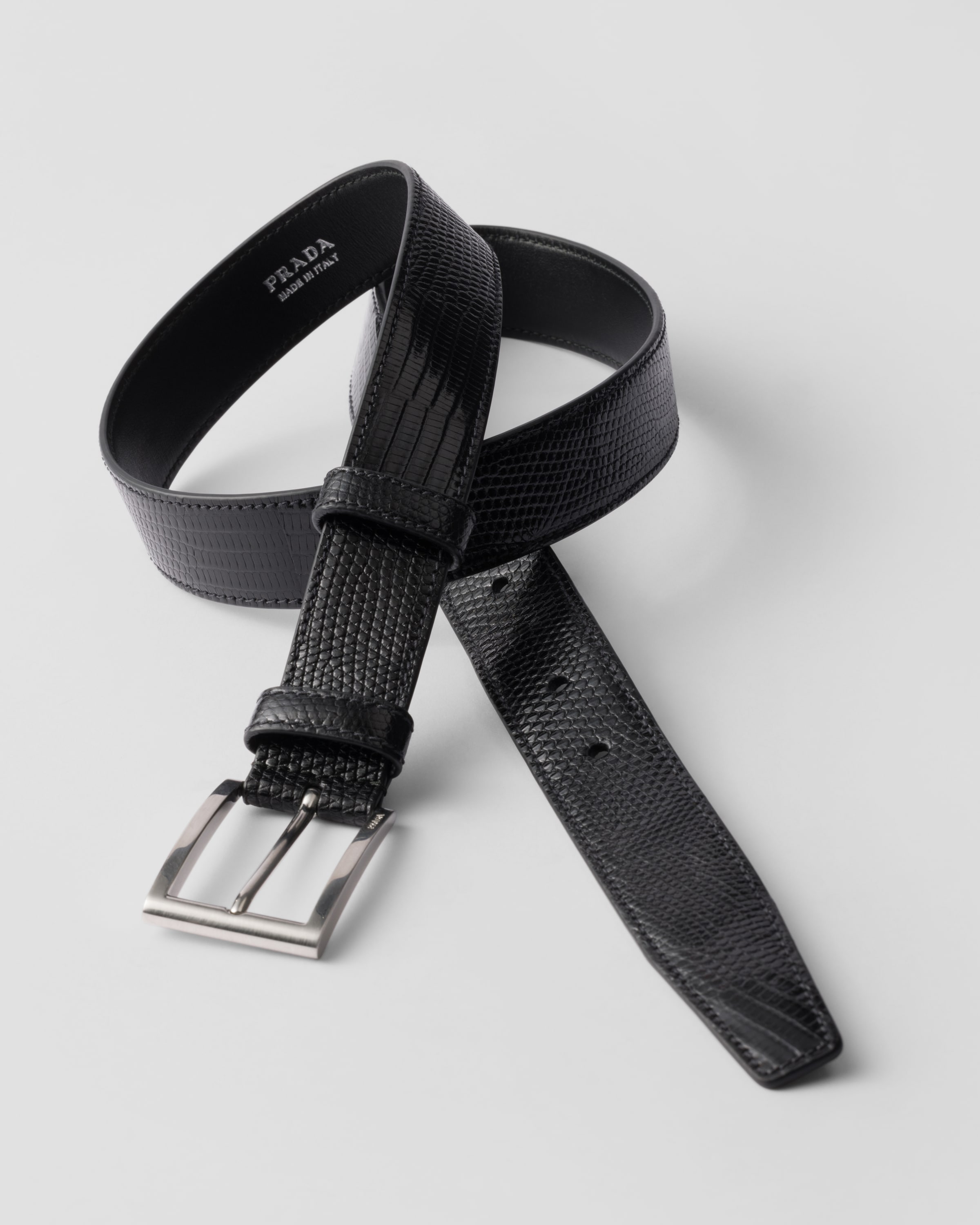 PRADA ブラック レザー ベルト ブラック レザーベルト | PRADA