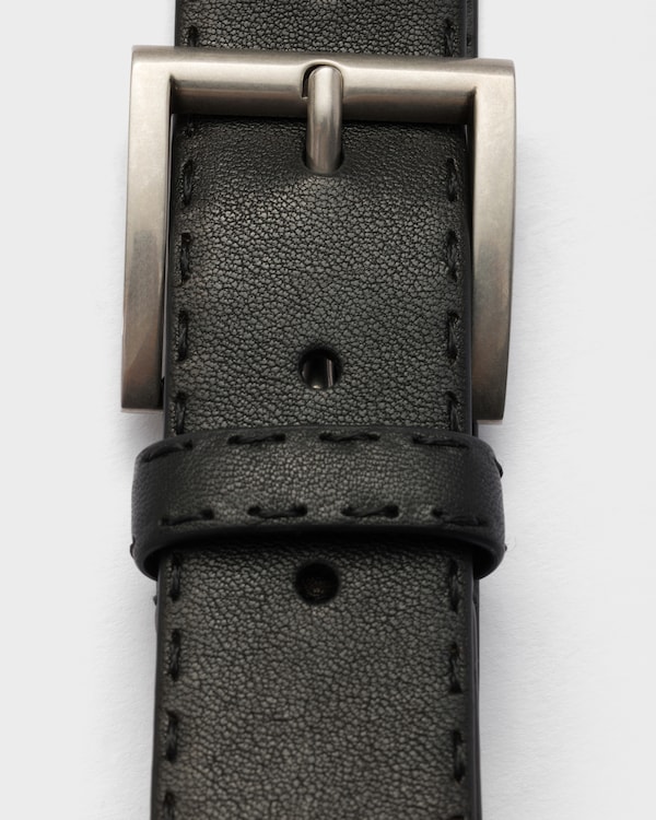 Antiqued leather belt - Black Antiqued leather belt - Black