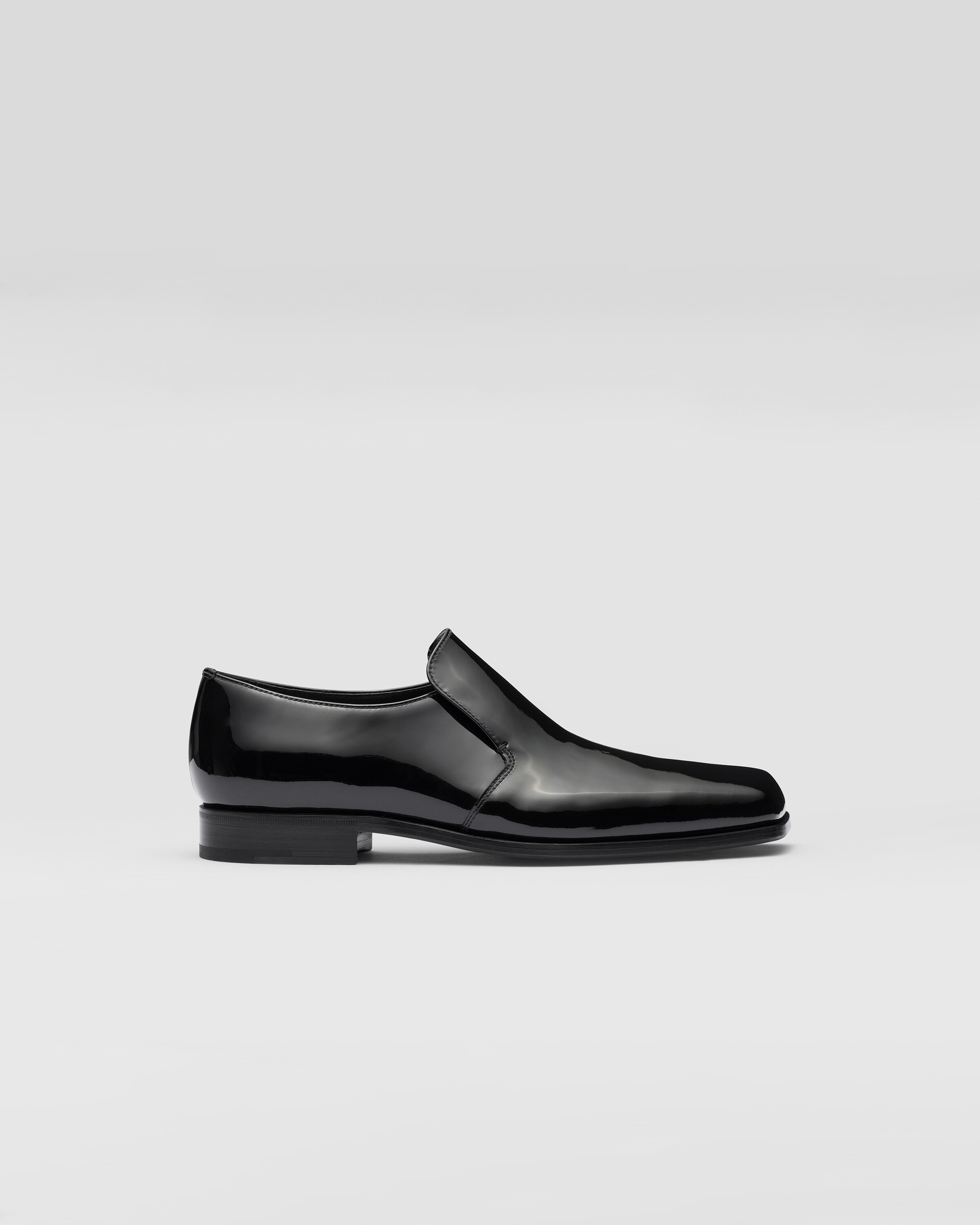 Prada mens patent leather shoes discount