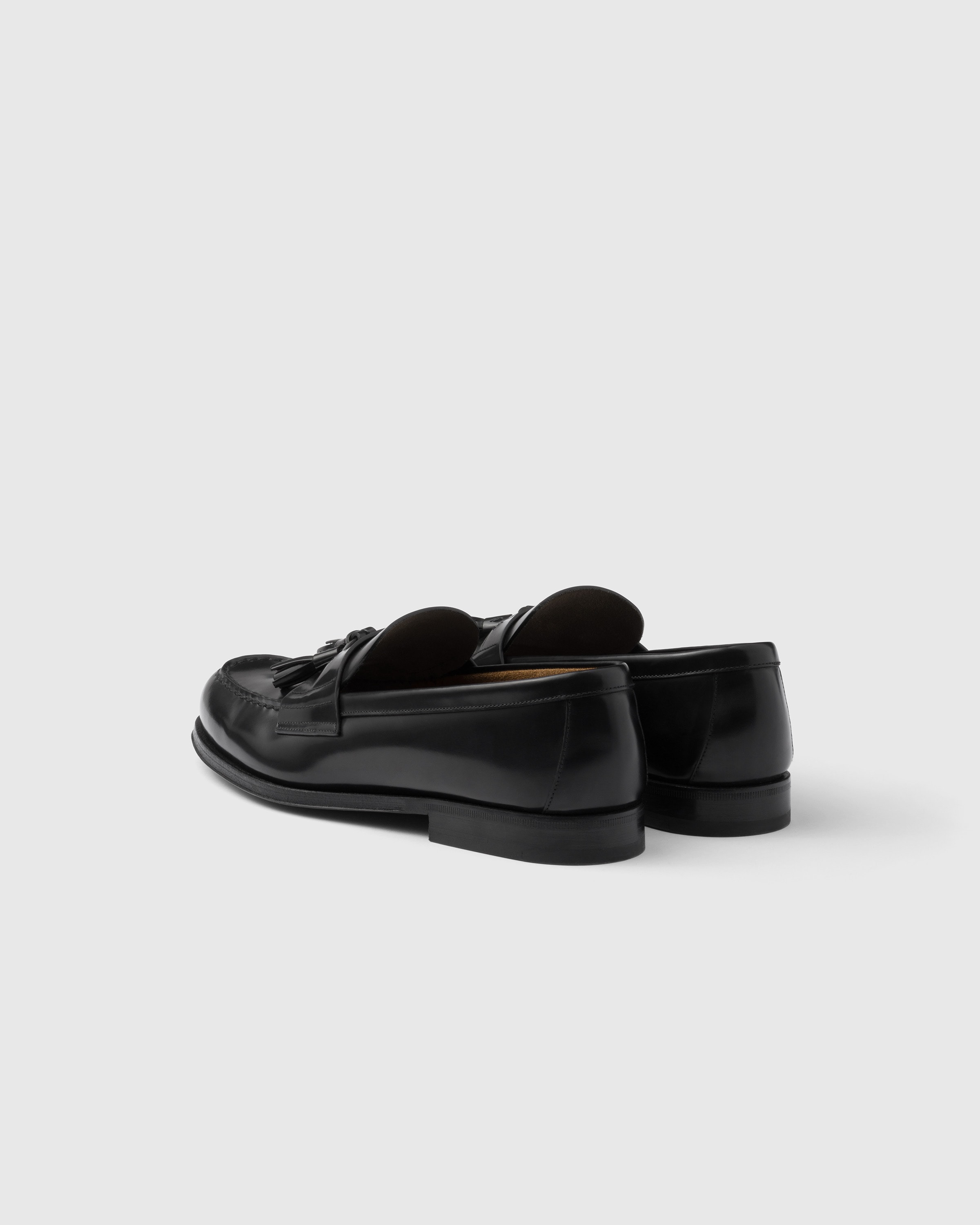 ブラック ブラッシュドレザー ローファー | PRADA