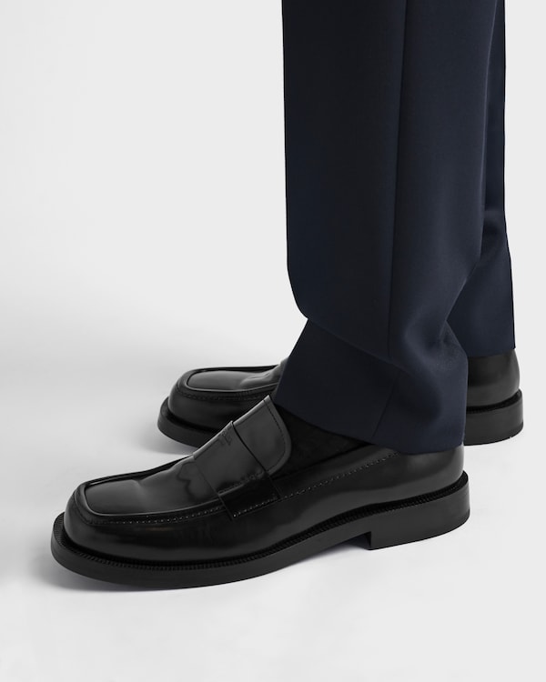 브러시드 가죽 로퍼 브러시드 가죽 로퍼