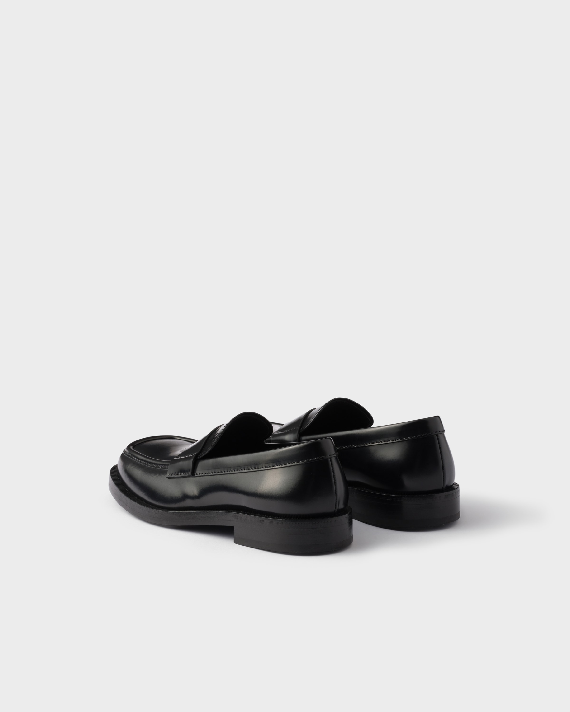 PRADA 黒のレザー ローファーsize8 ブラック レザー ローファー | PRADA
