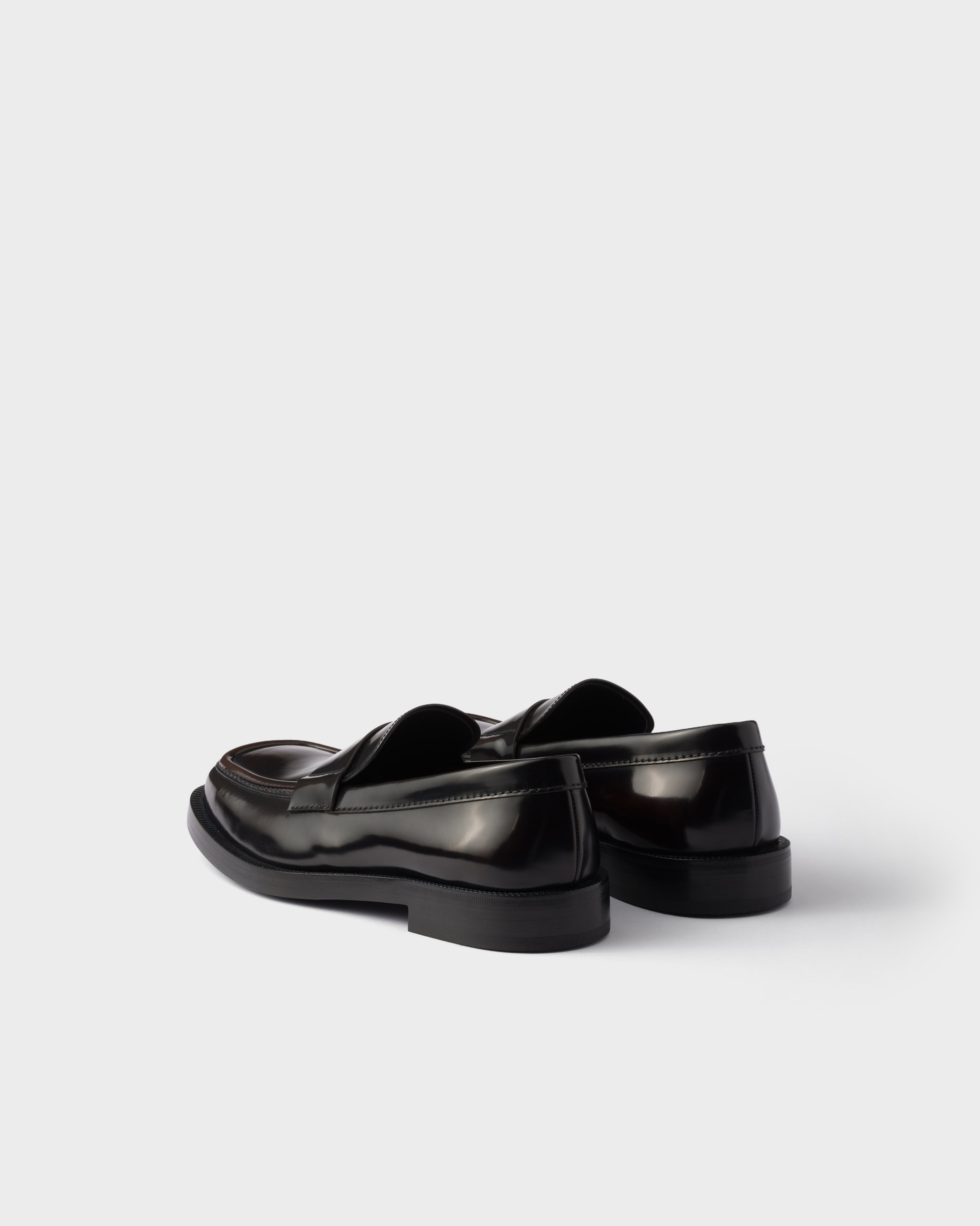 Prada Loafer Aus Gebürstetem Leder In Brown