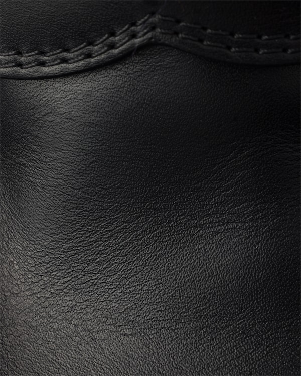 Loafer aus gebürstetem Leder Loafer aus gebürstetem Leder