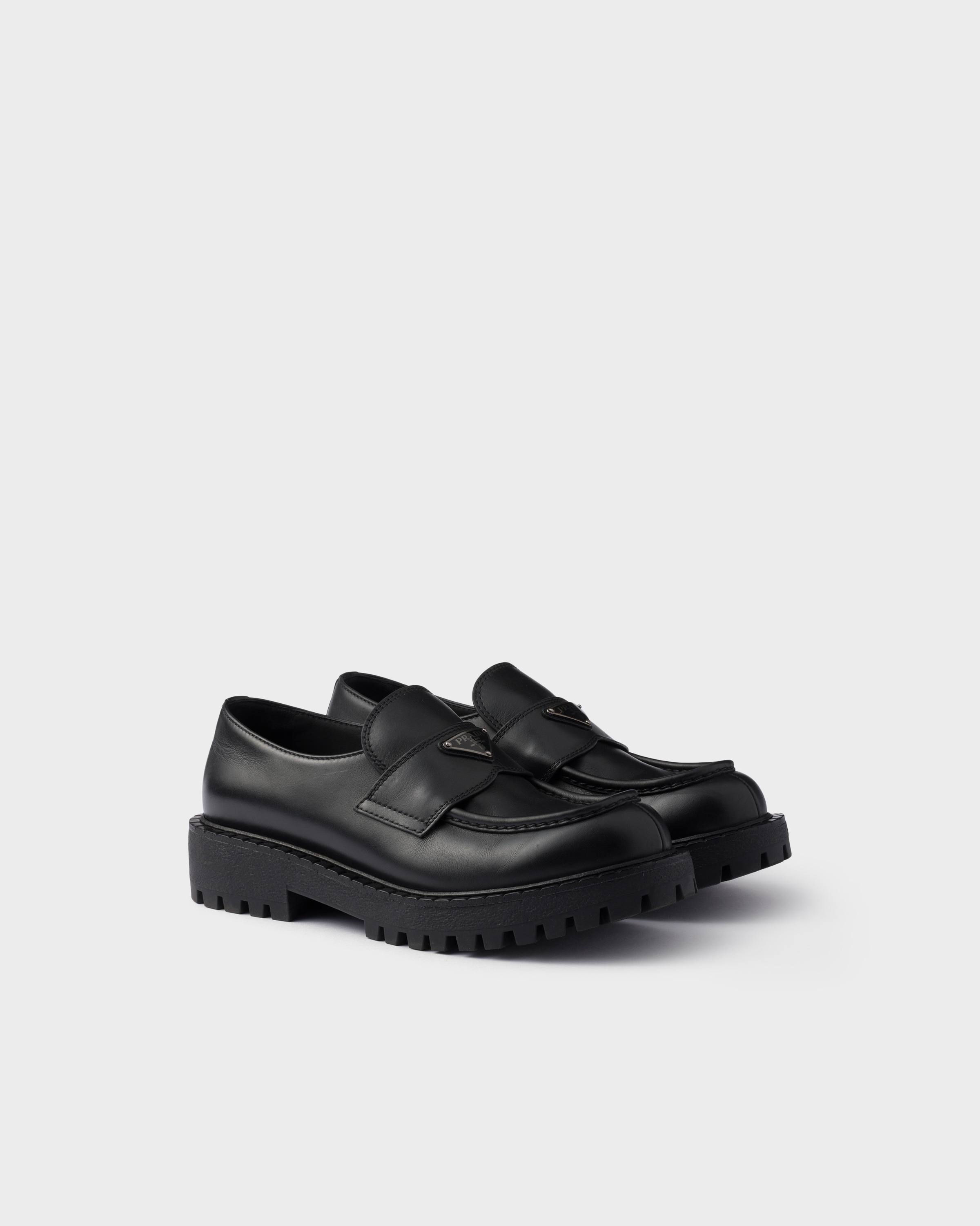 PRADA ブラック ローファー　7 PRADA - プラダ ローファー 7 メンズ美品 黒の通販 by ブラン
