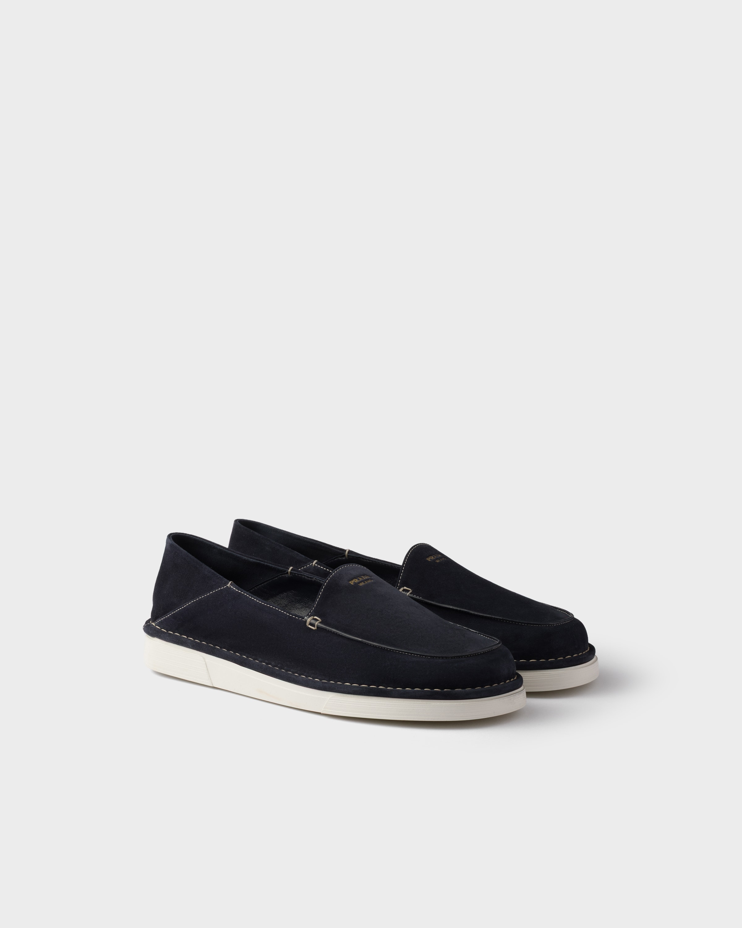 【メーカー直売】 Suede Navy Slip-ons PRADA | 男性用