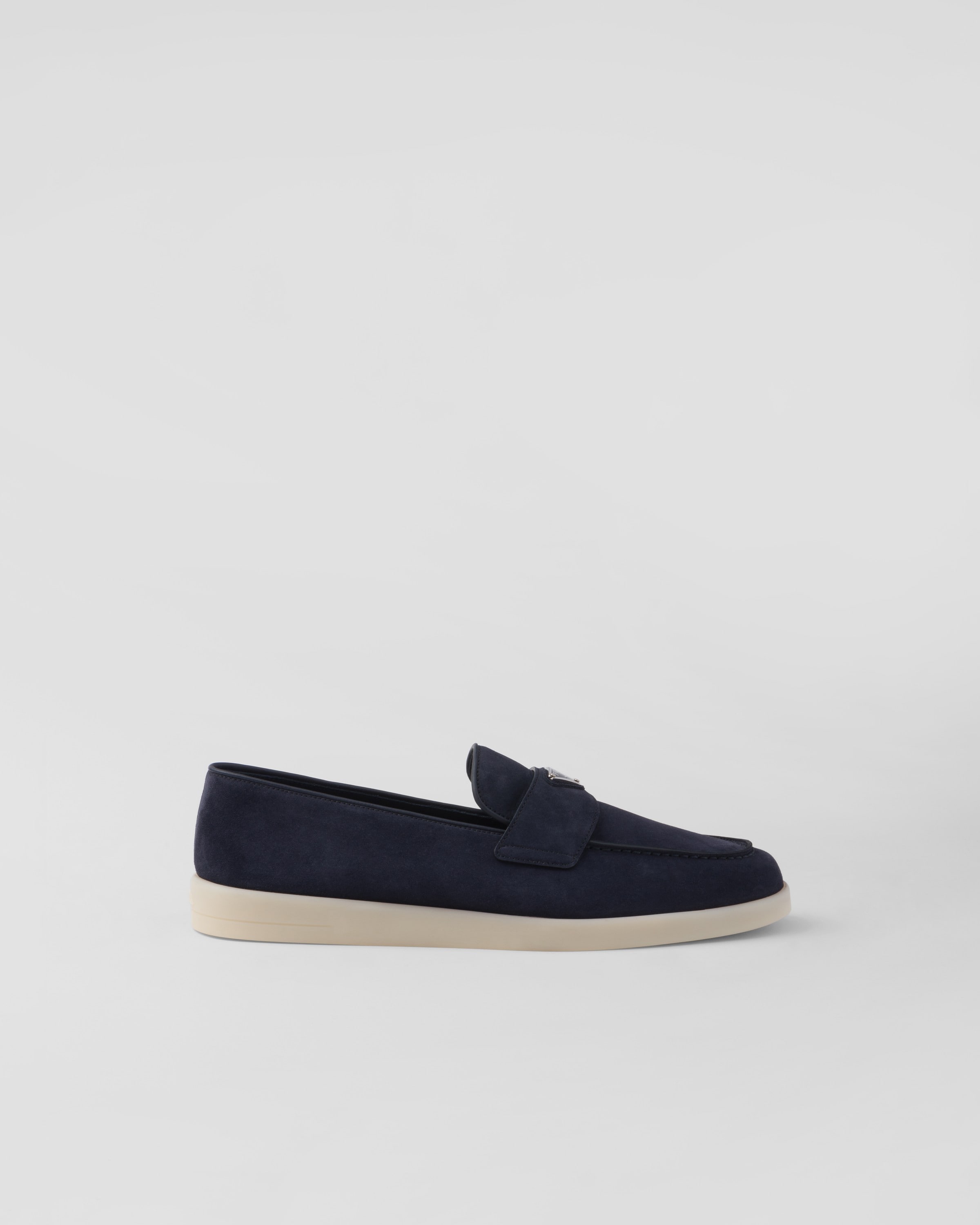 Prada Loafer Aus Wildleder In Blue