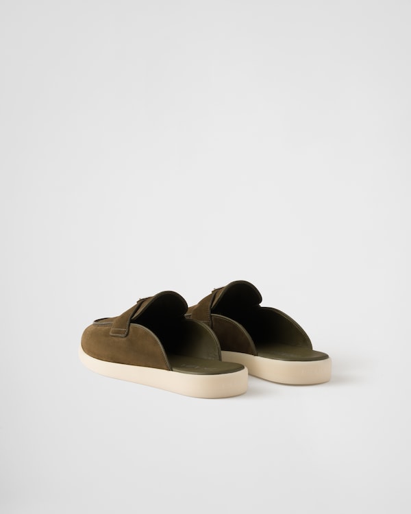 أحذية بكعب من جلد سويدي - أخضر عسكري أحذية بكعب من جلد سويدي - أخضر عسكري